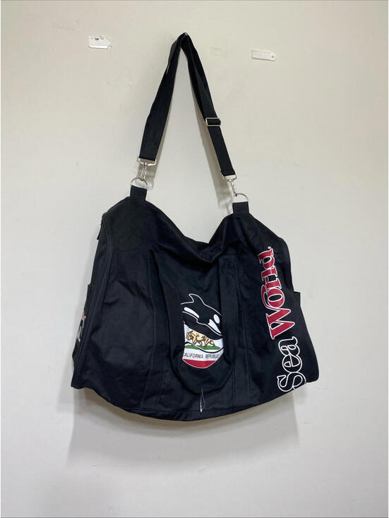 Seaworld Other - 2021 SeaWorld Duffel Bag SAN DIEGO CA. Black With Orca Decal